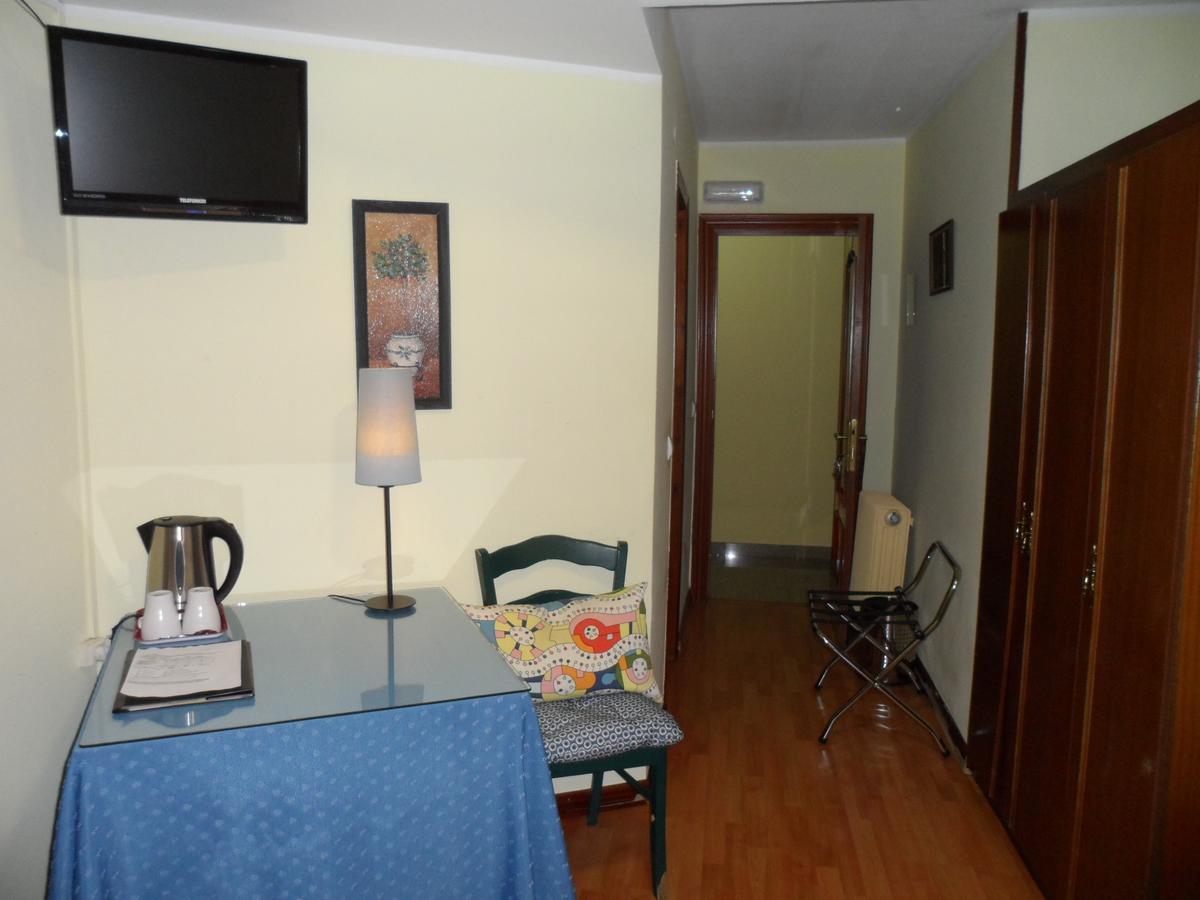 Hostal Coruna Astorga Exteriör bild