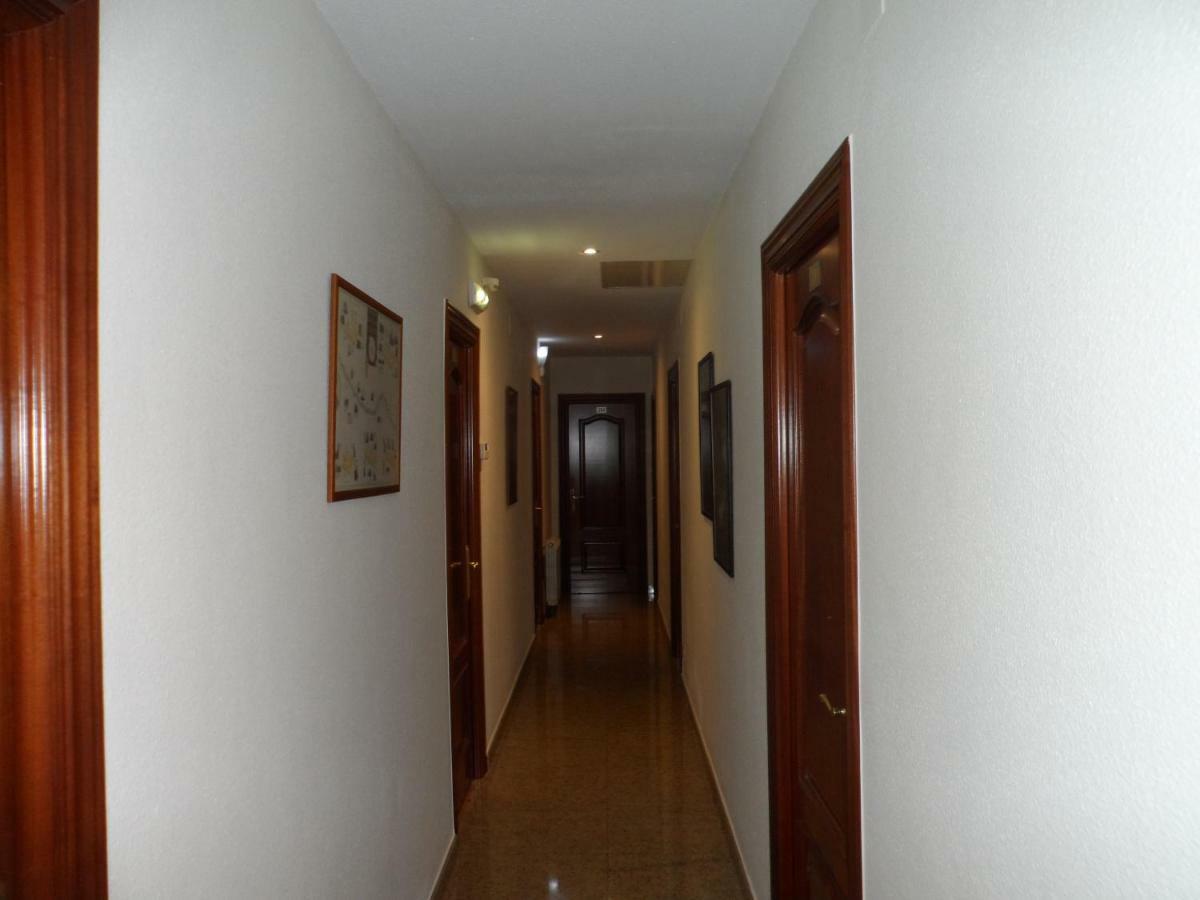 Hostal Coruna Astorga Exteriör bild